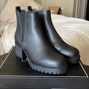 Jody Ribbed Block Heel Black